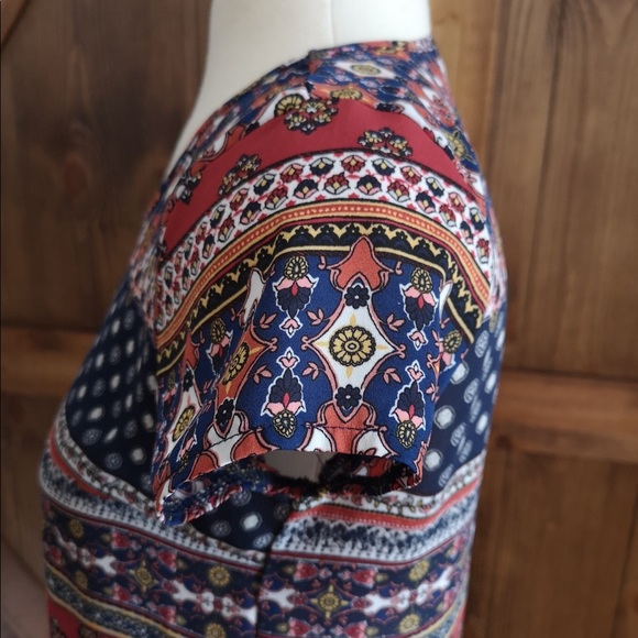 ⭐️5/$20 Bali boho festival pink rose flowy blouse patterned layering autumn fall - Picture 3 of 4